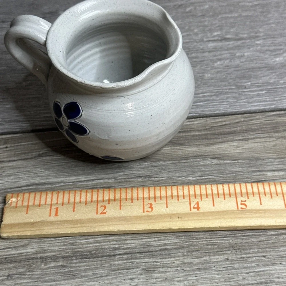 Williamsburg Pottery Ceramic Floral‎ Creamer Glossy Handmade VA Handles
